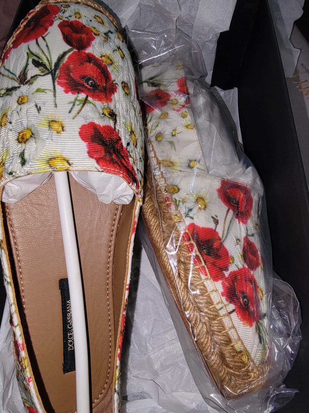 BNIB Dolce & Gabbana Floral Espadrille Flats SZ 39
